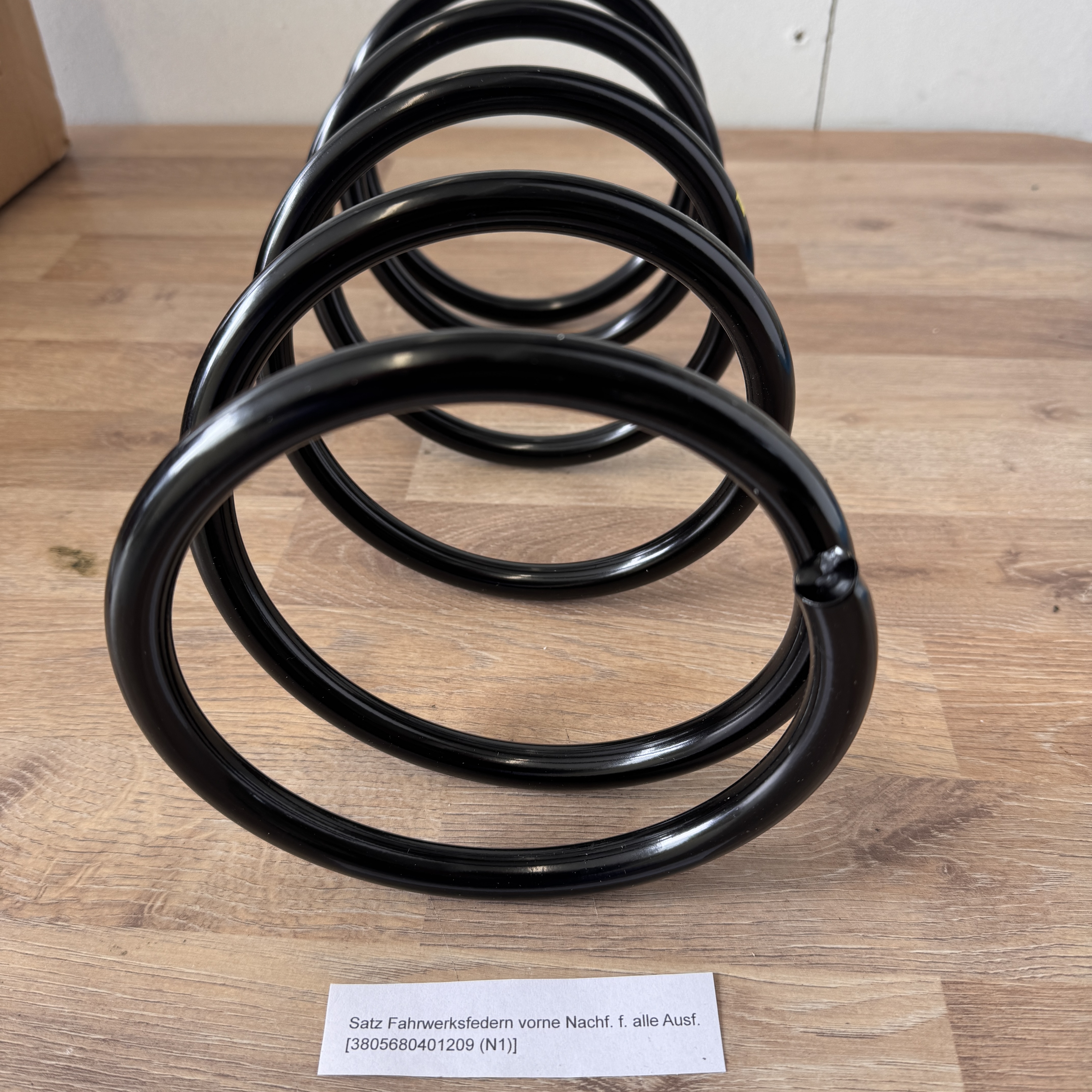 Satz Fahrwerksfedern vorne Nachf. f. alle Ausf.