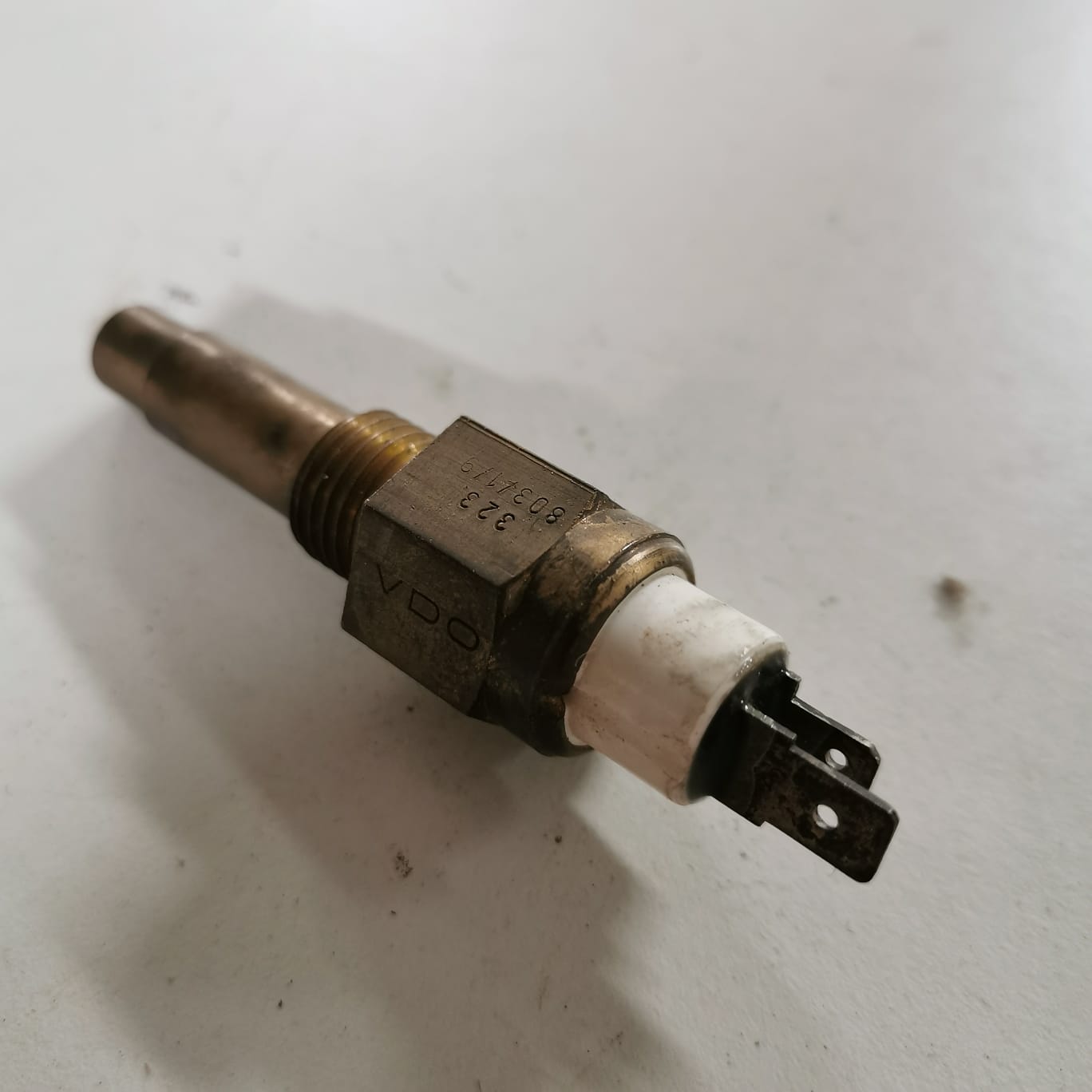 Temperature transmitter until 1970 (2 connections)
