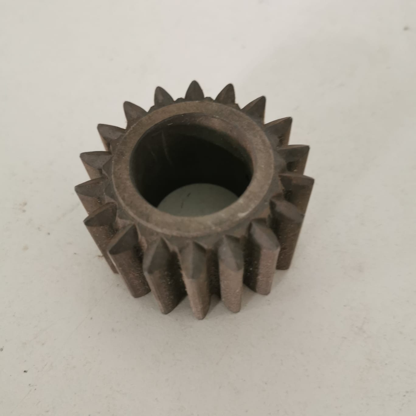 Pinion for reverse gear.